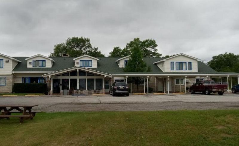 Camp Inn Lodge Au Sable Exterior foto